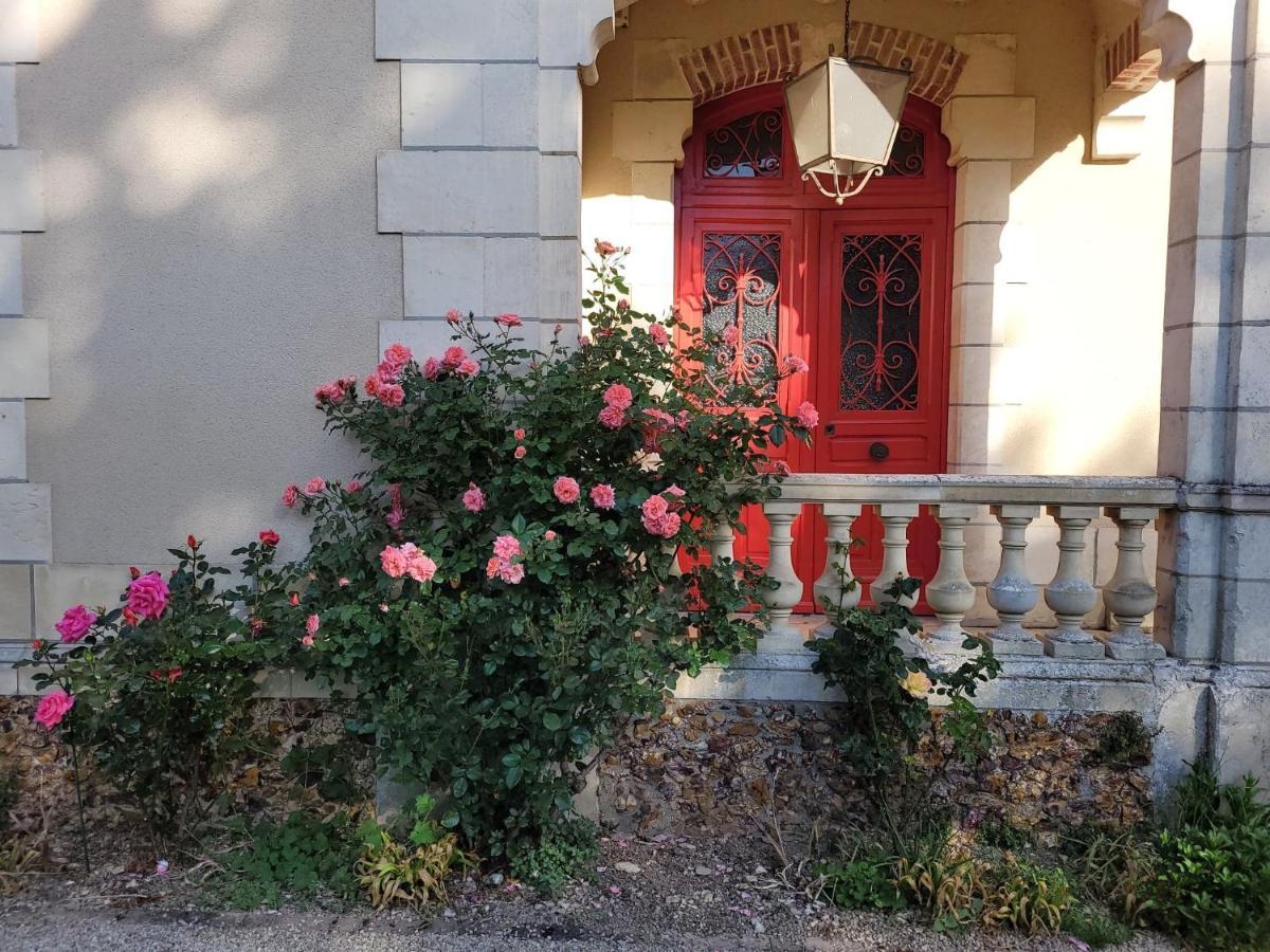 Neuville-du-Poitou ラ ロズレ Bed & Breakfast エクステリア 写真