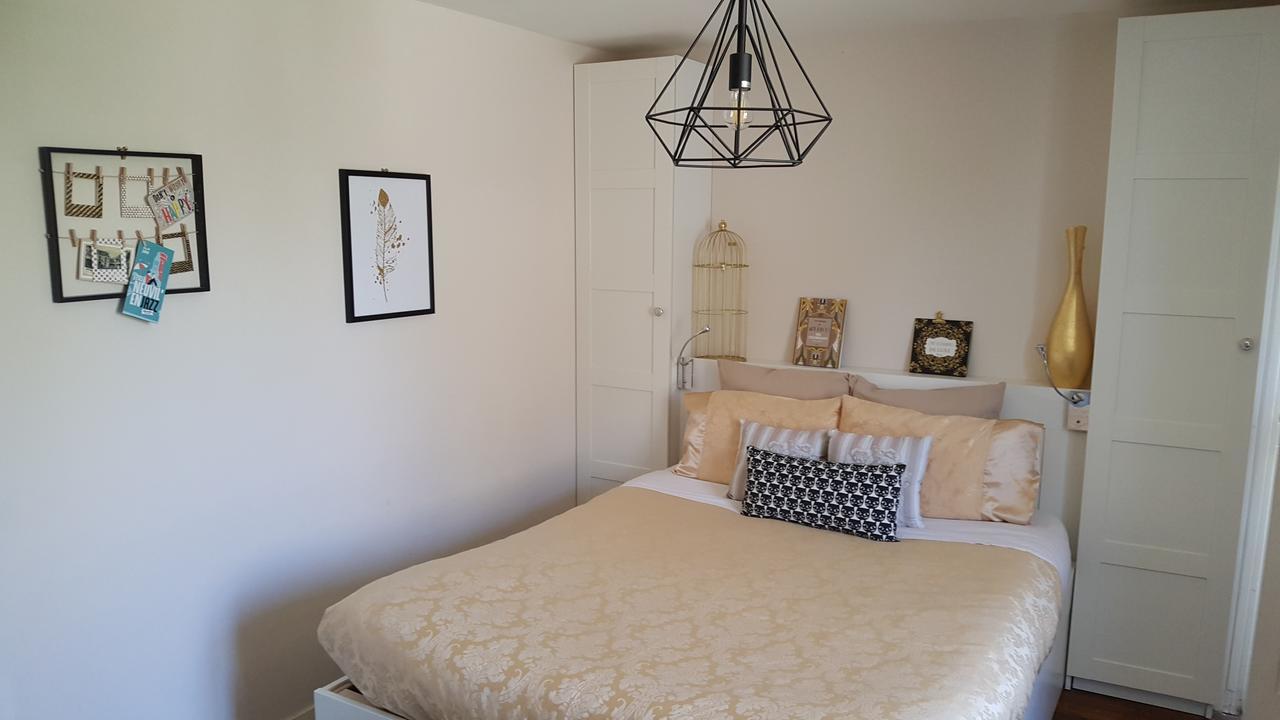 Neuville-du-Poitou ラ ロズレ Bed & Breakfast エクステリア 写真